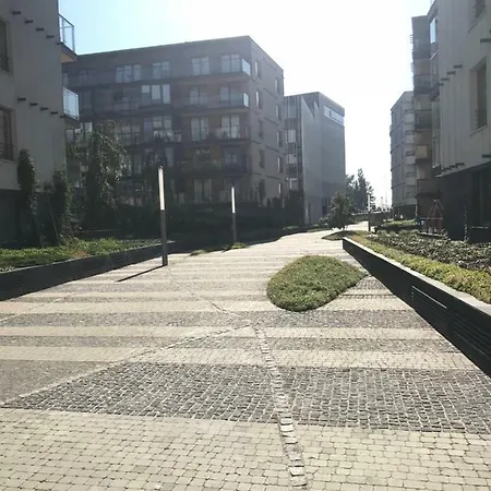 Sunny Boulevard * Krakov